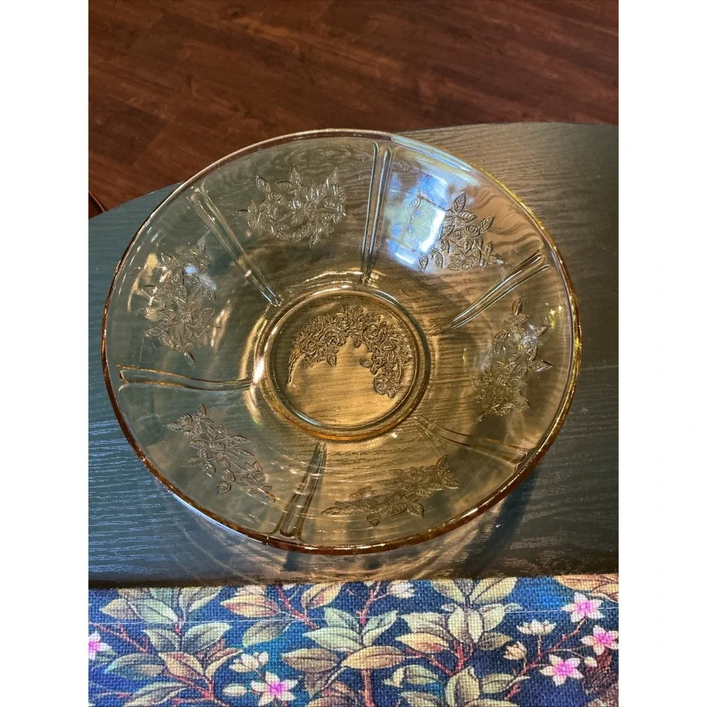 Federal Glass Sharon Cabbage Rose‎ Amber Depression Bowl 8.5 Inch Vintage